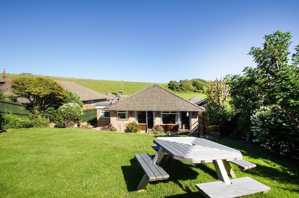 Dean Court Garden - Parking - By Brighton Holiday Lets Bagian luar foto